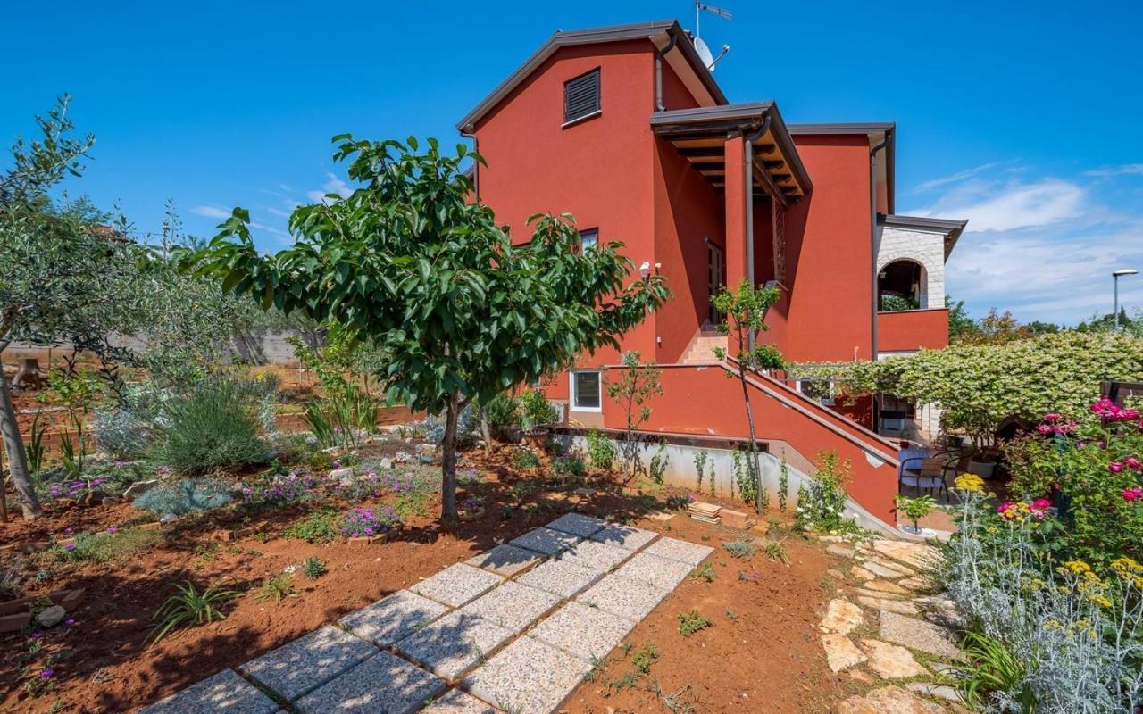 Iva House With Apartment Umag Buitenkant foto