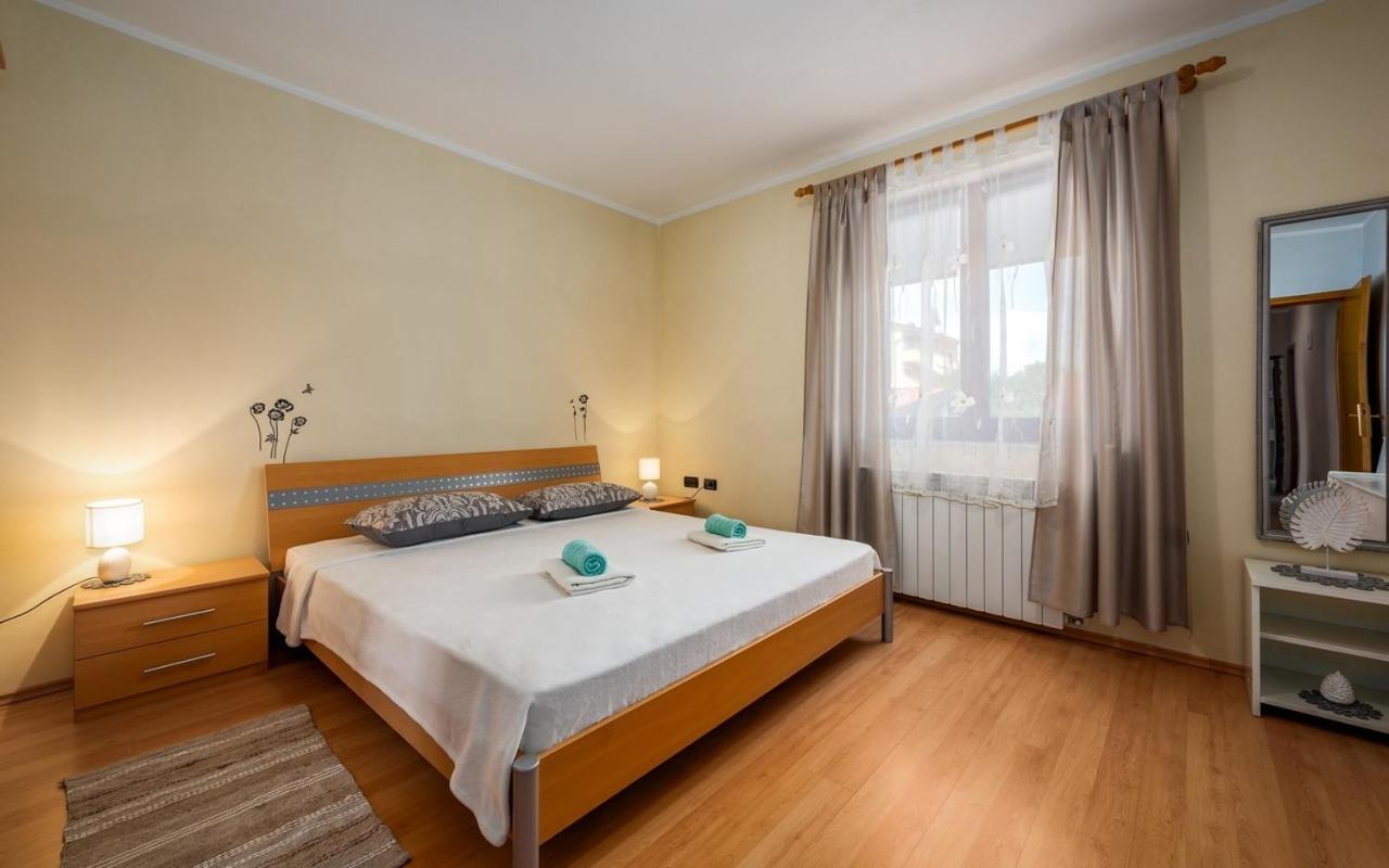 Iva House With Apartment Umag Buitenkant foto