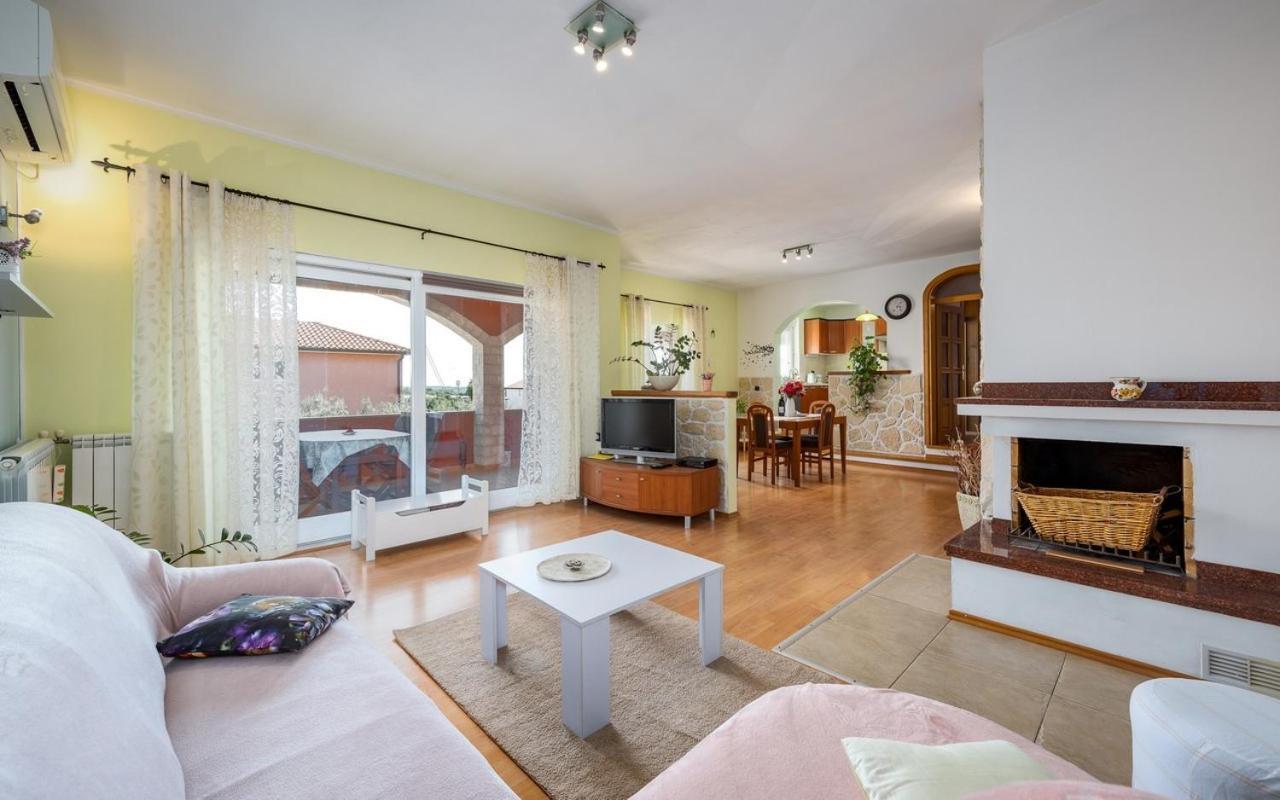Iva House With Apartment Umag Buitenkant foto